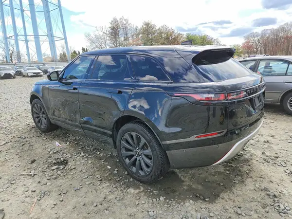 SALYL2RX0JA745812 2018 LAND ROVER RANGE ROVER - Image 2