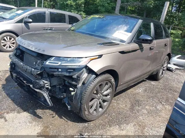 SALYL2RX0JA770418 2018 LAND ROVER RANGE ROVER VELAR - Image 2