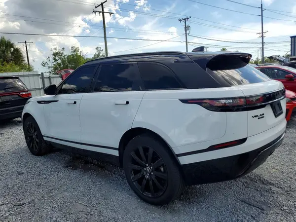 SALYL2RX0JA778387 2018 LAND ROVER RANGE ROVER - Image 2