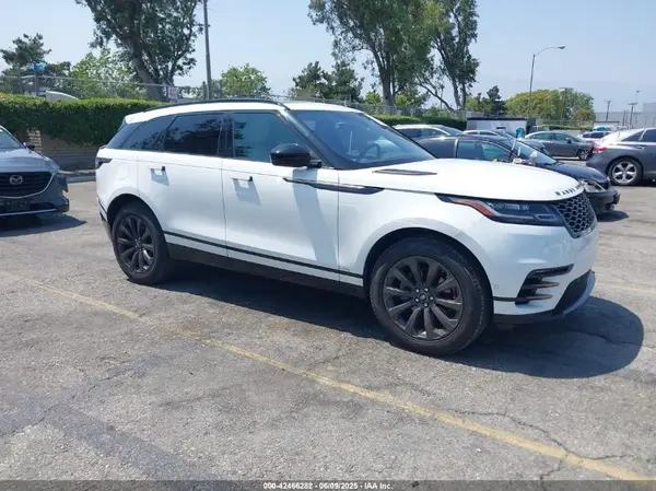 SALYL2RX1JA747276 2018 LAND ROVER RANGE ROVER VELAR - Image 1