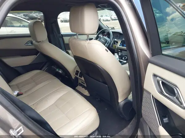 SALYL2RX1JA749447 2018 LAND ROVER RANGE ROVER VELAR - Image 8