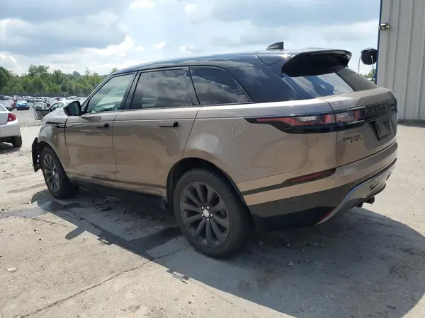 SALYL2RX2JA726727 2018 LAND ROVER RANGE ROVER VELAR - Image 2