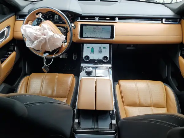 SALYL2RX2JA726727 2018 LAND ROVER RANGE ROVER VELAR - Image 8