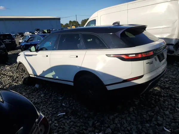 SALYL2RX2JA776401 2018 LAND ROVER RANGE ROVER VELAR - Image 2