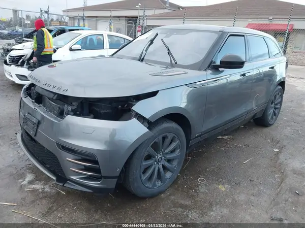 SALYL2RX3JA718751 2018 LAND ROVER RANGE ROVER VELAR - Image 2
