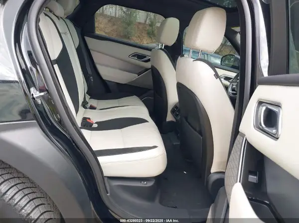 SALYL2RX3JA722699 2018 LAND ROVER RANGE ROVER VELAR - Image 8