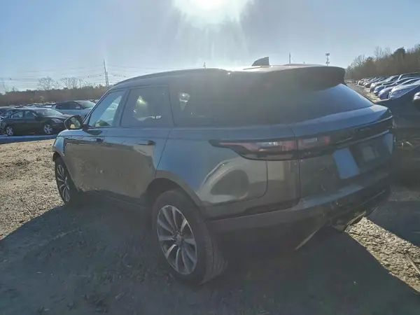 SALYL2RX3JA731693 2018 LAND ROVER RANGE ROVER VELAR - Image 2