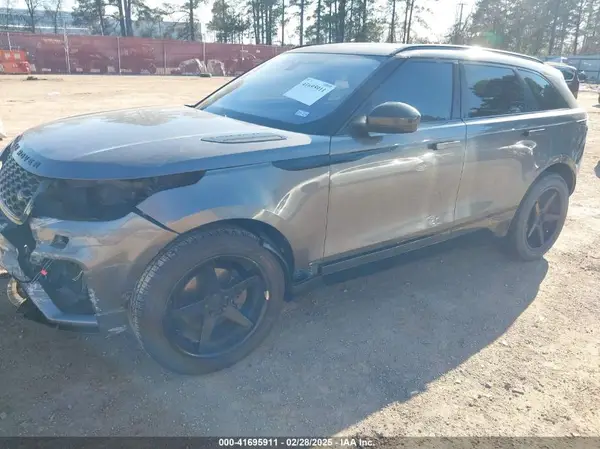 SALYL2RX3JA735808 2018 LAND ROVER RANGE ROVER VELAR - Image 2