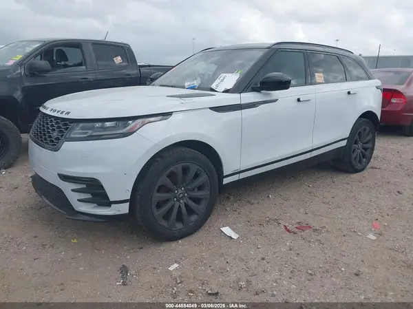 SALYL2RX3JA766928 2018 LAND ROVER RANGE ROVER VELAR - Image 2