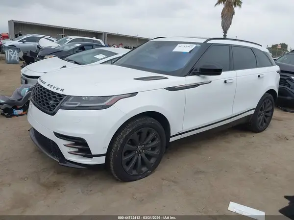 SALYL2RX3JA775676 2018 LAND ROVER RANGE ROVER VELAR - Image 2
