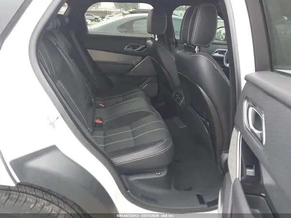 SALYL2RX3JA775676 2018 LAND ROVER RANGE ROVER VELAR - Image 8