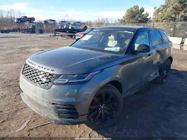 SALYL2RX4JA717513 2018 LAND ROVER RANGE ROVER VELAR - Image 2