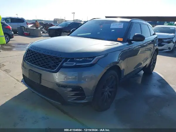 SALYL2RX4JA741746 2018 LAND ROVER RANGE ROVER VELAR - Image 2