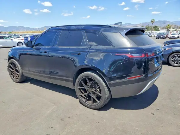 SALYL2RX4JA749720 2018 LAND ROVER RANGE ROVER - Image 2