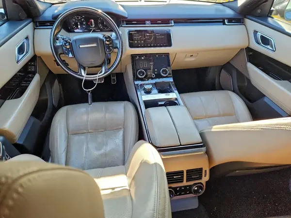 SALYL2RX4JA773242 2018 LAND ROVER RANGE ROVER VELAR - Image 8