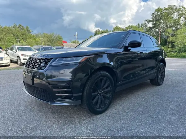 SALYL2RX5JA735194 2018 LAND ROVER RANGE ROVER VELAR - Image 2