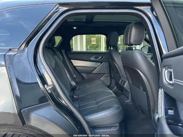 SALYL2RX5JA735194 2018 LAND ROVER RANGE ROVER VELAR - Image 8