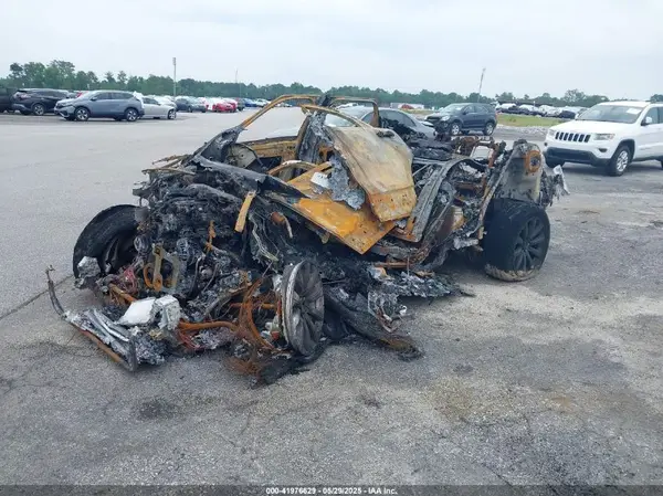 SALYL2RX5JA767921 2018 LAND ROVER RANGE ROVER VELAR - Image 2