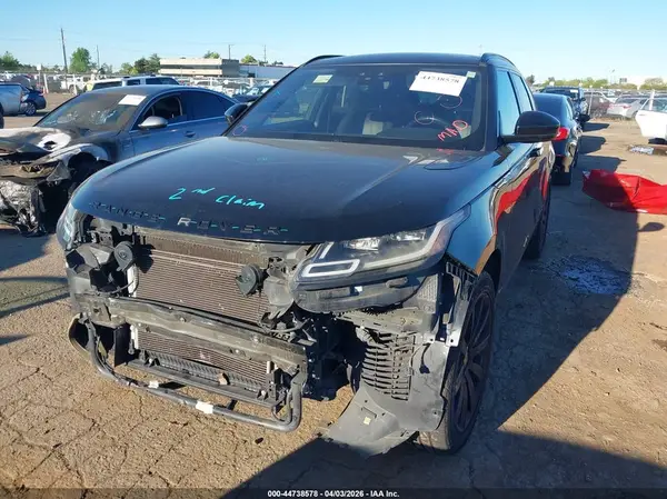SALYL2RX5JA769488 2018 LAND ROVER RANGE ROVER VELAR - Image 2