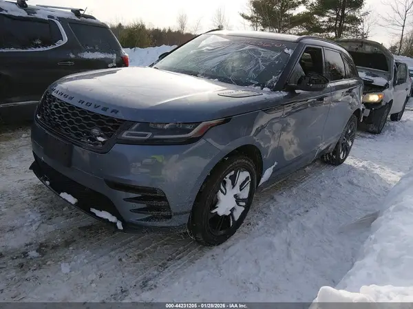 SALYL2RX5JA777946 2018 LAND ROVER RANGE ROVER VELAR - Image 2