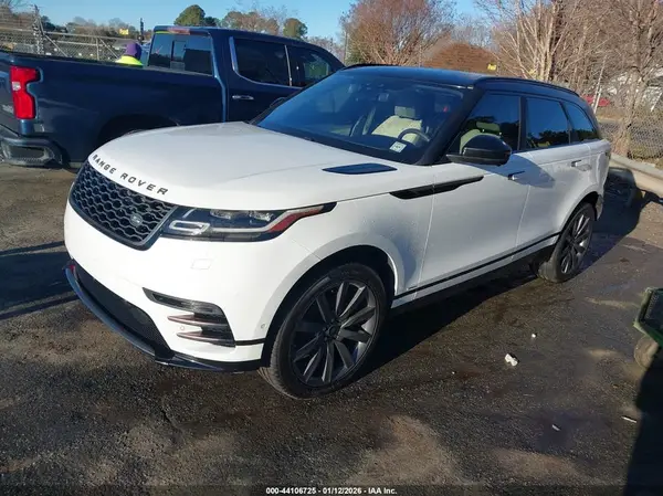 SALYL2RX5JA778059 2018 LAND ROVER RANGE ROVER VELAR - Image 2