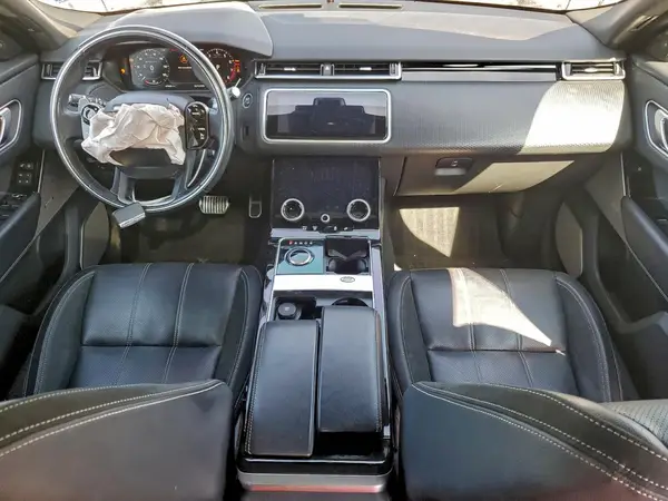 SALYL2RX6JA749430 2018 LAND ROVER RANGE ROVER VELAR - Image 8