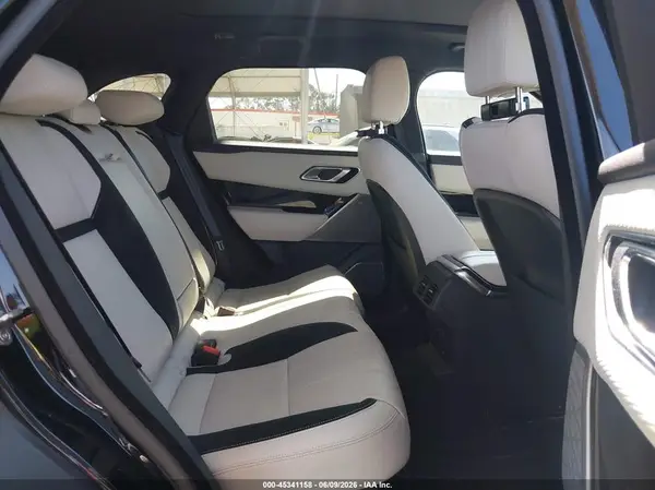 SALYL2RX6JA773307 2018 LAND ROVER RANGE ROVER VELAR - Image 8