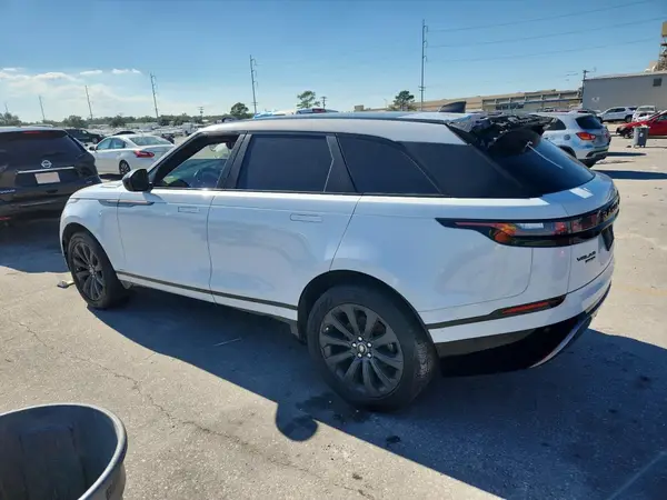 SALYL2RX7JA707395 2018 LAND ROVER RANGE ROVER VELAR - Image 2