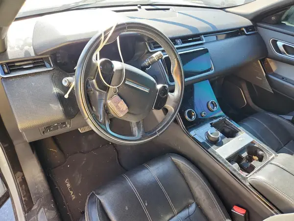 SALYL2RX7JA707395 2018 LAND ROVER RANGE ROVER VELAR - Image 8