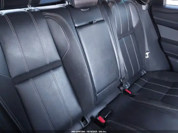 SALYL2RX7JA737450 2018 LAND ROVER RANGE ROVER VELAR - Image 8