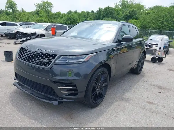 SALYL2RX7JA775017 2018 LAND ROVER RANGE ROVER VELAR - Image 2