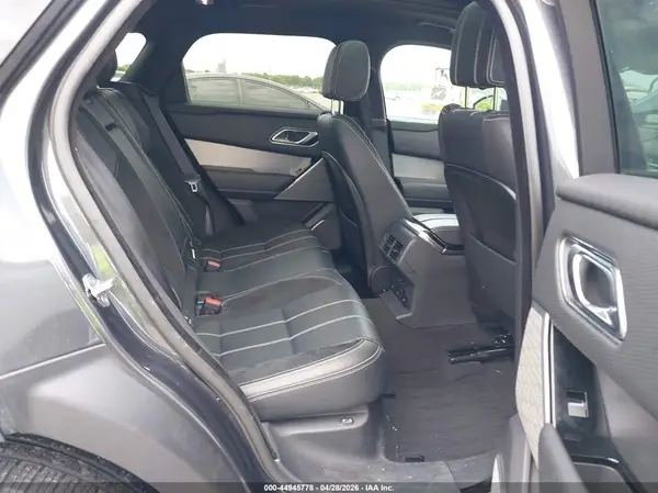 SALYL2RX7JA775017 2018 LAND ROVER RANGE ROVER VELAR - Image 8