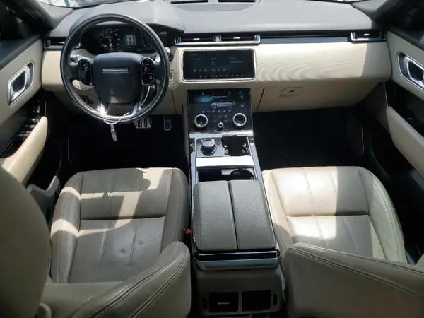 SALYL2RX8JA705283 2018 LAND ROVER RANGE ROVER VELAR - Image 8