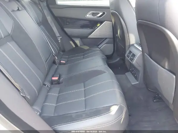 SALYL2RX8JA726408 2018 LAND ROVER RANGE ROVER VELAR - Image 8