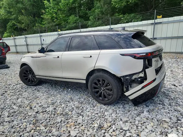 SALYL2RX8JA726490 2018 LAND ROVER RANGE ROVER - Image 2
