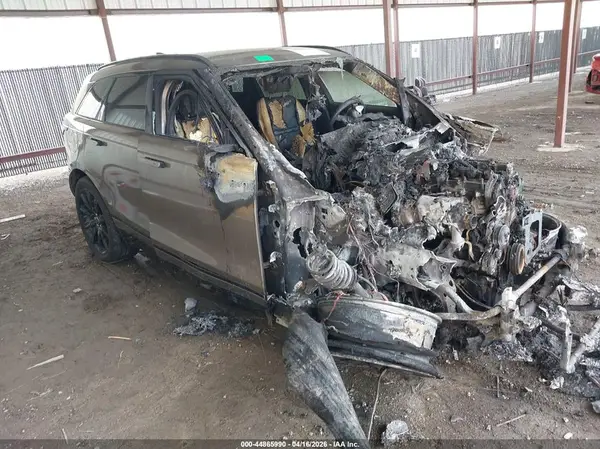 SALYL2RX8JA749865 2018 LAND ROVER RANGE ROVER VELAR - Image 1