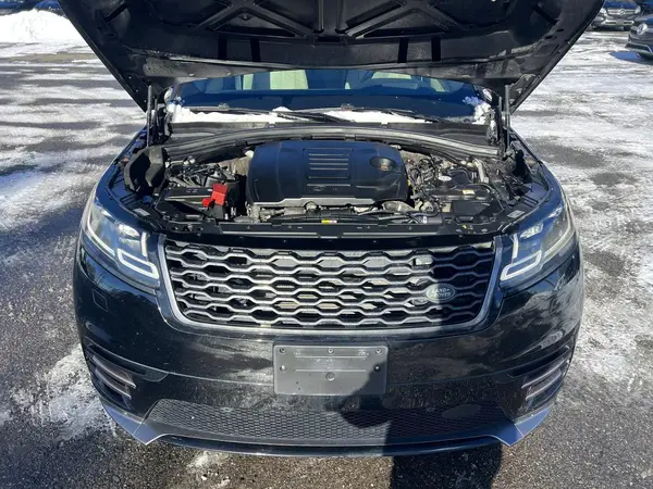 SALYL2RX8JA775916 2018 LAND ROVER RANGE ROVER VELAR - Image 8