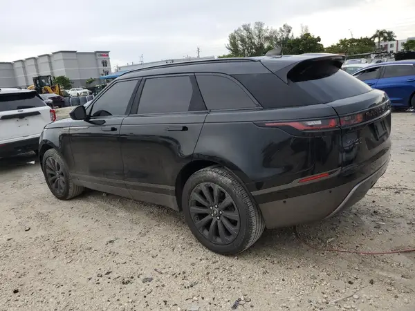 SALYL2RX9JA736882 2018 LAND ROVER RANGE ROVER VELAR - Image 2
