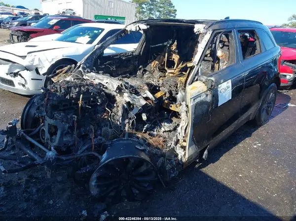 SALYL2RX9JA753424 2018 LAND ROVER RANGE ROVER VELAR - Image 2