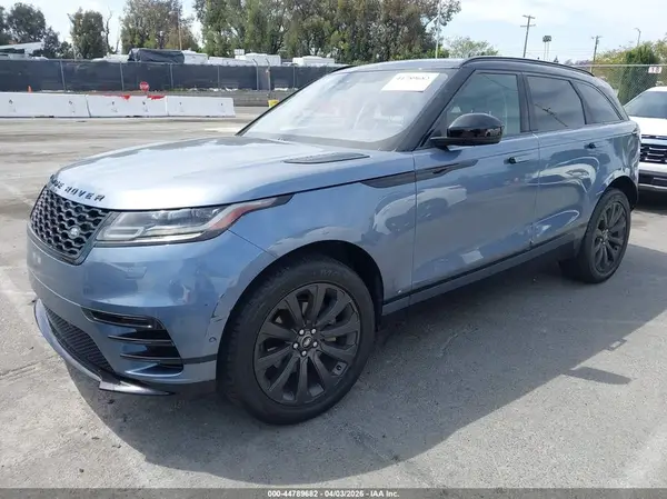 SALYL2RX9JA777464 2018 LAND ROVER RANGE ROVER VELAR - Image 2