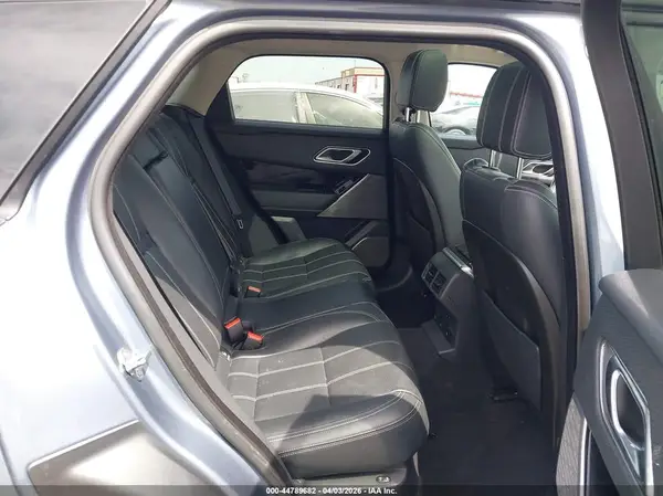 SALYL2RX9JA777464 2018 LAND ROVER RANGE ROVER VELAR - Image 8
