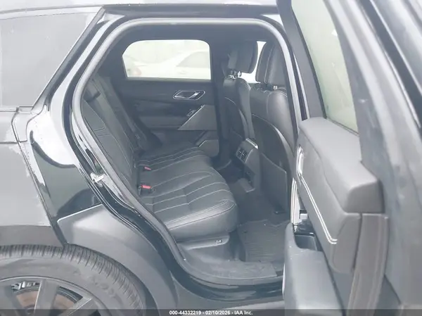 SALYM2EV6KA226749 2019 LAND ROVER RANGE ROVER VELAR - Image 8