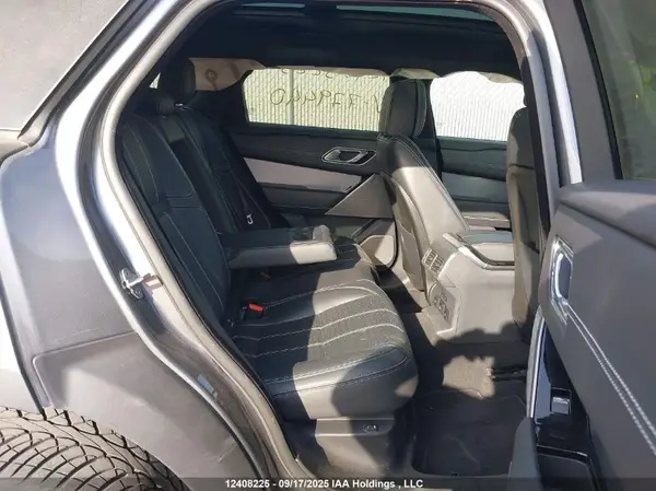 SALYM2FX1KA779440 2019 LAND ROVER RANGE ROVER VELAR - Image 8