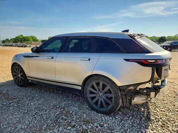 SALYM2RV2JA725816 2018 LAND ROVER RANGE ROVER - Image 2