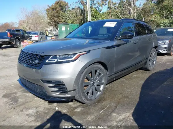 SALYM2RV4JA749910 2018 LAND ROVER RANGE ROVER VELAR - Image 2