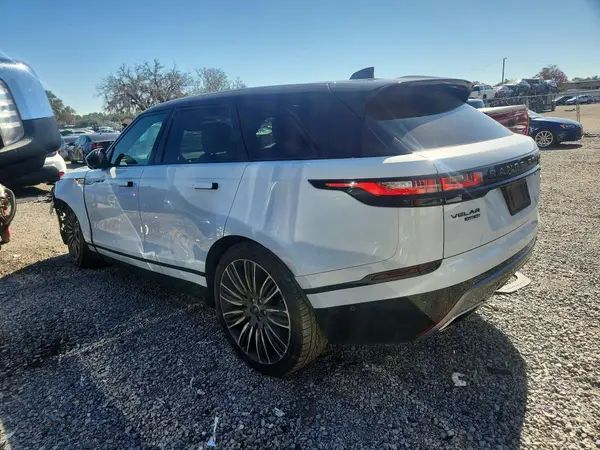 SALYM2RV5JA740973 2018 LAND ROVER RANGE ROVER - Image 2
