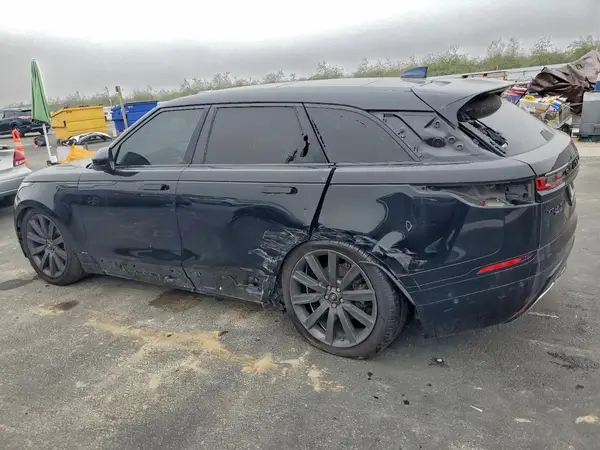 SALYM2RV7JA758150 2018 LAND ROVER RANGE ROVER VELAR - Image 2