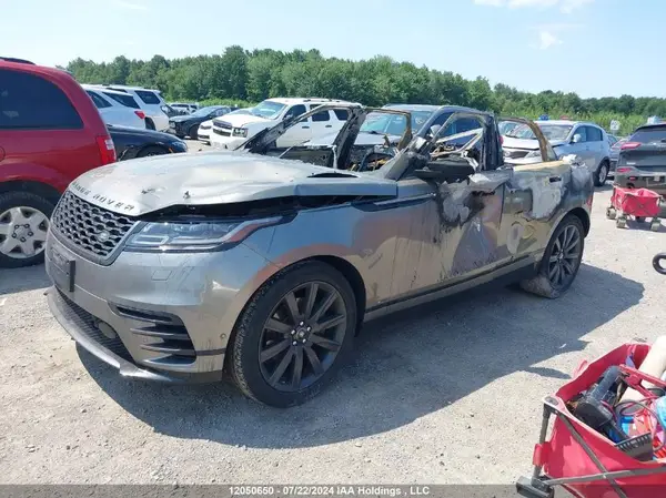SALYM2RV7JA772517 2018 LAND ROVER RANGE ROVER VELAR - Image 2