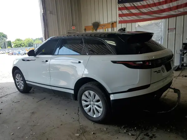 SALYM2RV8JA749621 2018 LAND ROVER RANGE ROVER VELAR - Image 2