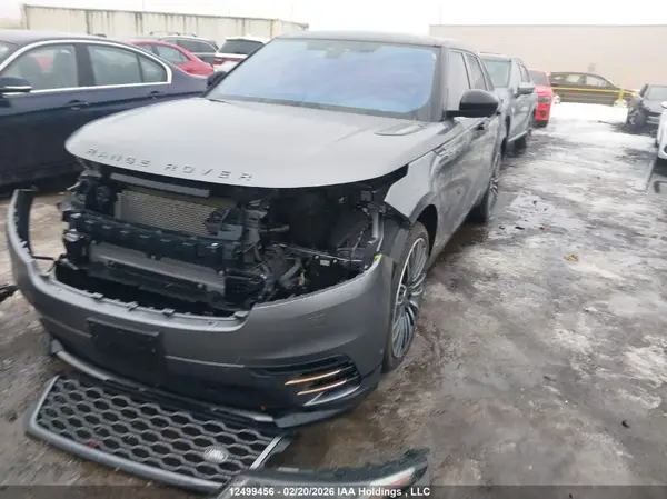 SALYM2RV9JA755198 2018 LAND ROVER RANGE ROVER VELAR - Image 2